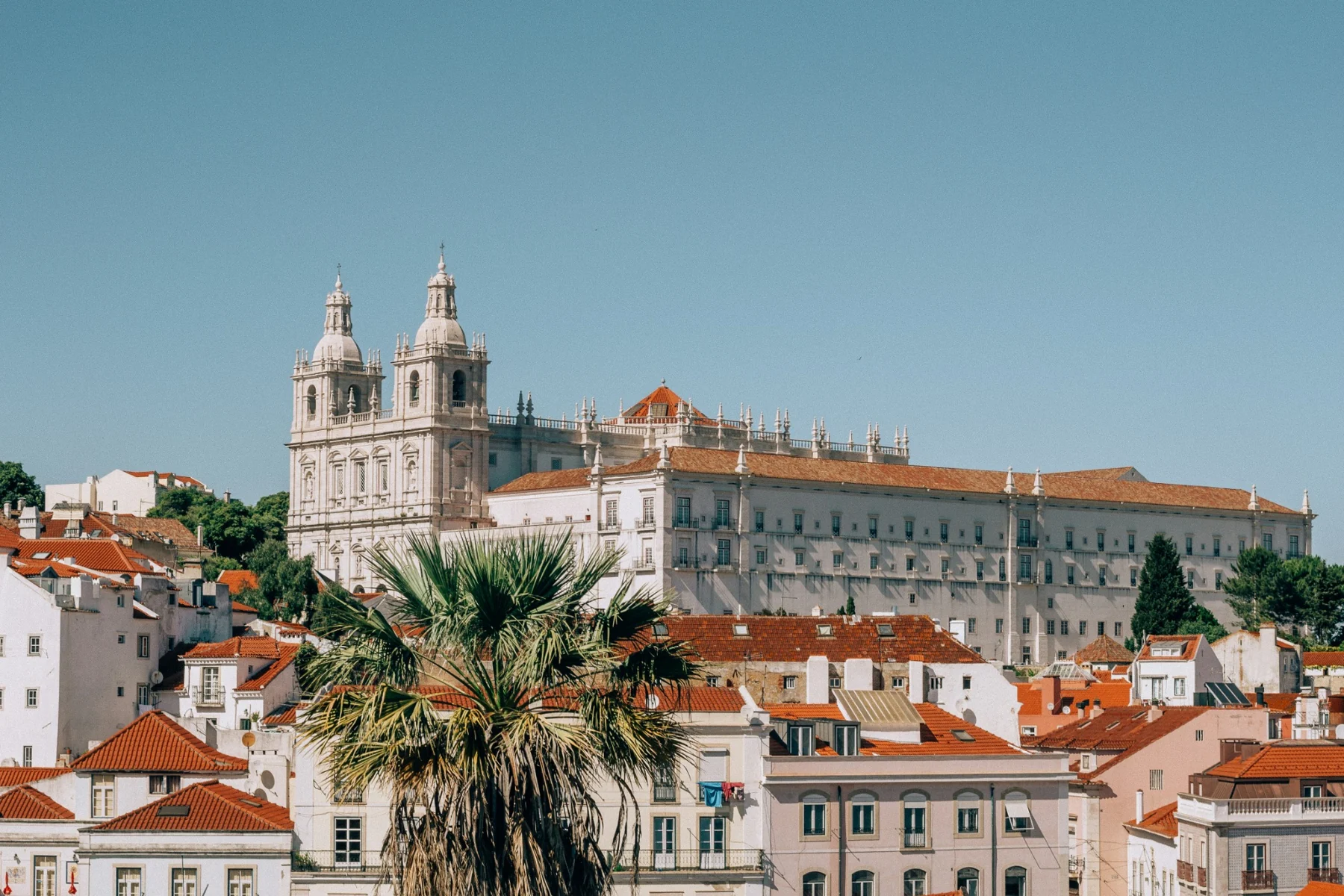 Lisbon and the São Vicente de Fora monastery