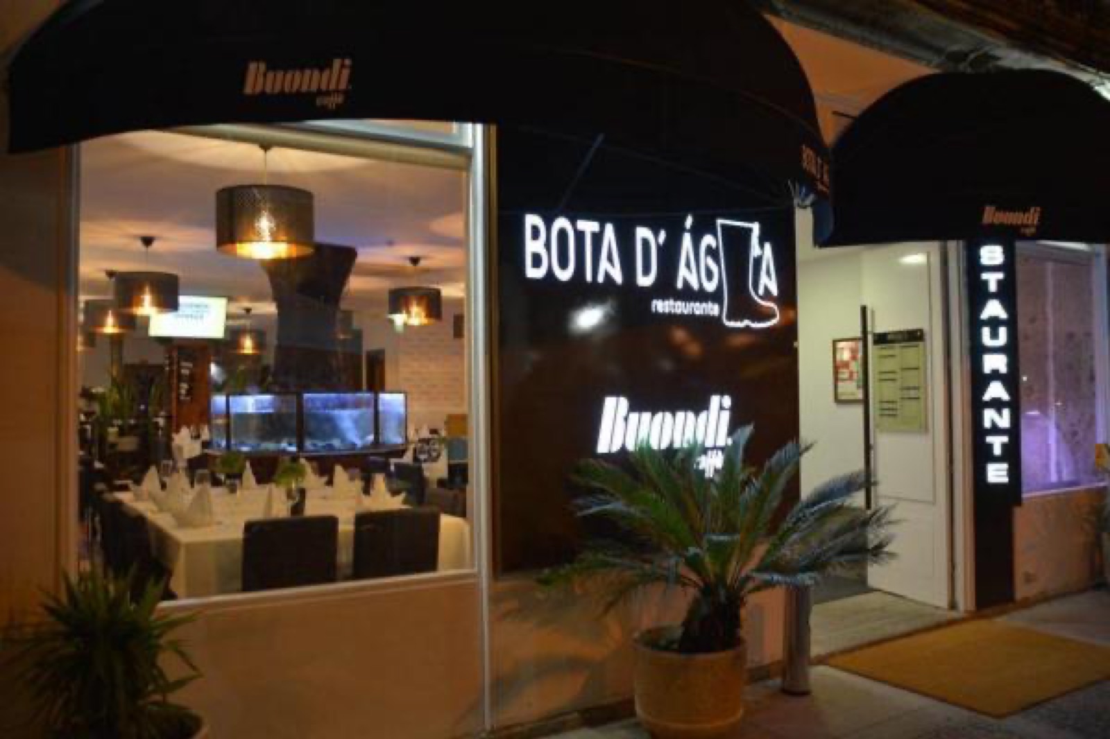 Bota D’Água restaurant in Viana do Castelo